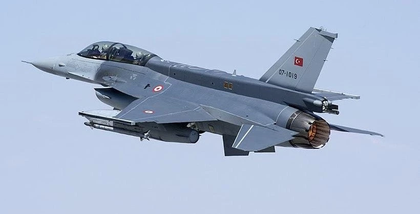 Συναγερμός στο Αιγαίο: Υπερπτήσεις τουρκικών μαχητικών πάνω από ελληνικά νησιά – Τους έδιωξαν άμεσα οι Έλληνες πιλότοι